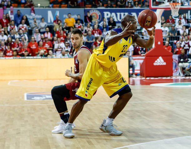 准的点球射 准的点球射