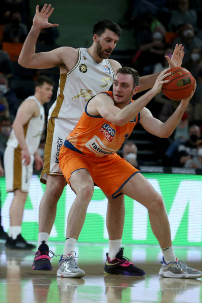 步行者的关 步行者的关