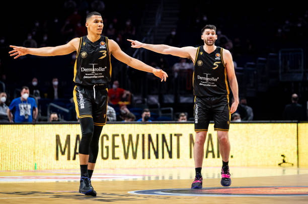 的武术小将 的武术小将