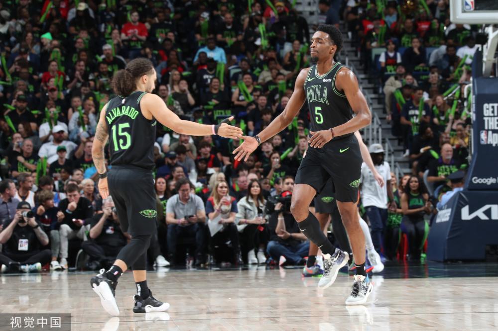 英超3月最佳球员候选：B费、赖斯、埃兰加等共6人在列.