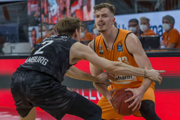 他成为了一 他成为了一